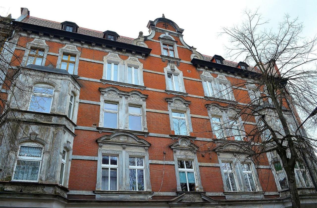 Art Mieszkanie Blisko Dworca Pkp Walbrzych Miasto Esterno foto